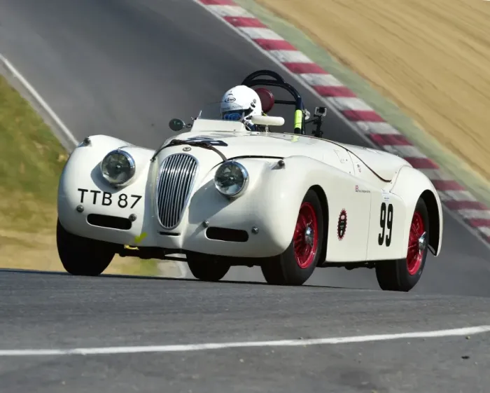 Framed Print : CM9 0305 Chris Scholey, Nick Finburgh, Jaguar XK 120 Framed Print : CM9 0305 Chris Scholey, Nick Finburgh, Jaguar XK 120