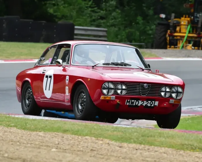 Framed Print : CM9 1983 Simon Holmesmith, Alfa Romeo 2000 GTV Framed Print : CM9 1983 Simon Holmesmith, Alfa Romeo 2000 GTV