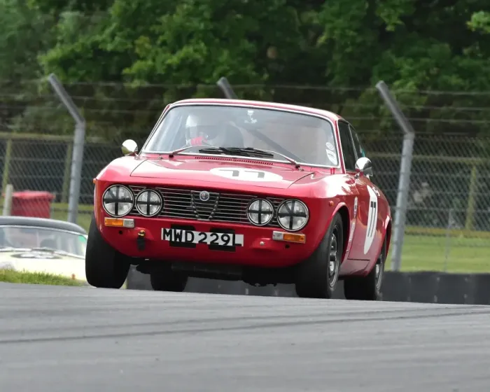 Framed Print : CM9 3271 Simon Holmesmith, Alfa Romeo 2000 GTV Framed Print : CM9 3271 Simon Holmesmith, Alfa Romeo 2000 GTV