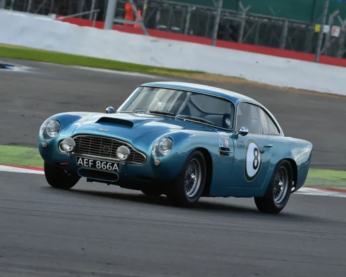 Framed Print : CM9 4682 Steven Byrne, Aston Martin DB4 GT Framed Print : CM9 4682 Steven Byrne, Aston Martin DB4 GT