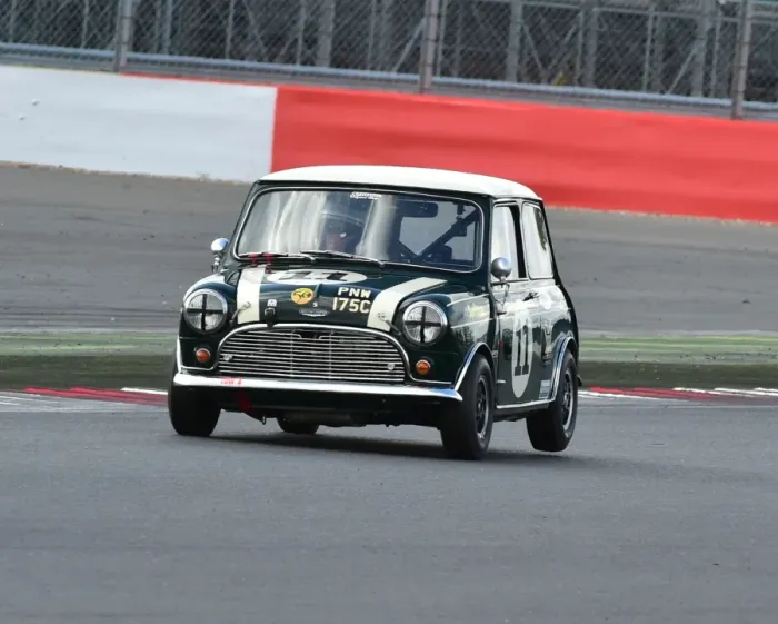 Framed Print : CM9 4692 Jonathan Lewis, Austin Mini Cooper S Framed Print : CM9 4692 Jonathan Lewis, Austin Mini Cooper S
