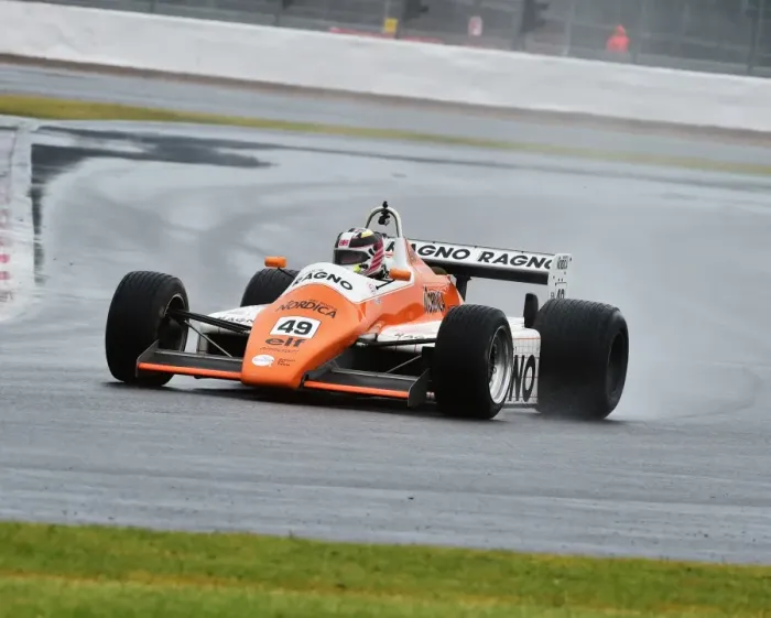 Framed Print : CM9 5835 Neil Glover, Arrows A5 Framed Print : CM9 5835 Neil Glover, Arrows A5