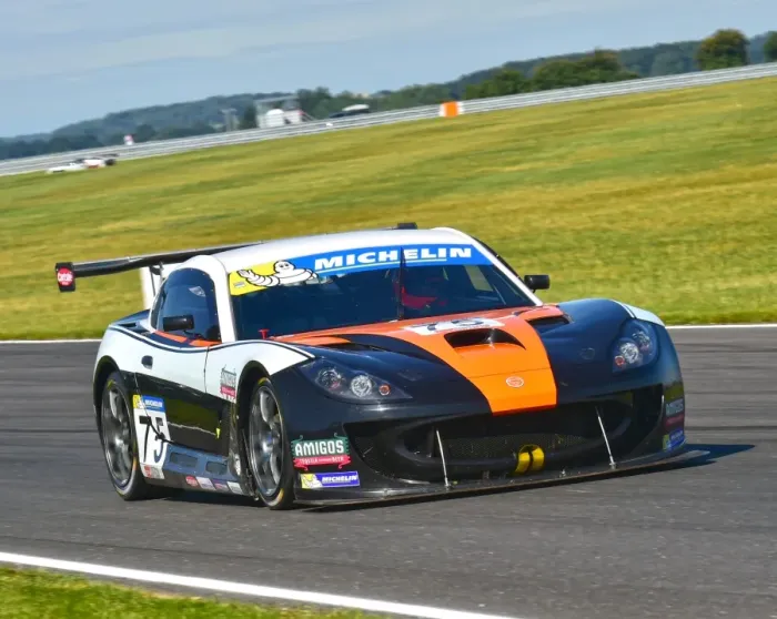 Framed Print : CM9 7324 Flick Haigh, Ginetta GT4