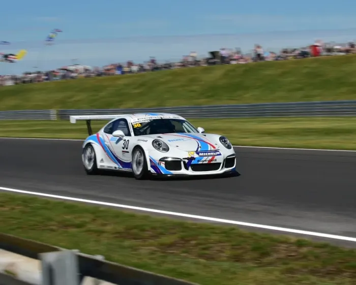Framed Print : CM9 7574 Peter Jennings, Porsche GT3