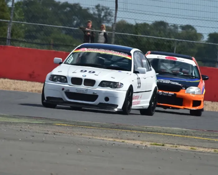 Framed Print : CM9 9064 James Mumbray, BMW 330