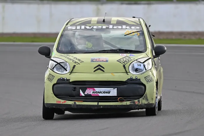 Framed Print : CZ1_0911 Carolyn Bond, Citroen C1.jpg Framed Print : CZ1_0911 Carolyn Bond, Citroen C1.jpg