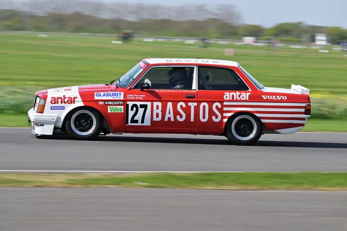 Rights Managed : CZ1_6620 Gordon Shedden, Jack Young, Volvo 242.jpg Rights Managed : CZ1_6620 Gordon Shedden, Jack Young, Volvo 242.jpg