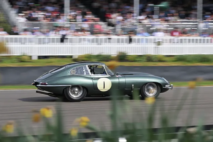 Rights Managed : CZ1_7361 Niall McFadden, Jaguar E-Type.jpg Rights Managed : CZ1_7361 Niall McFadden, Jaguar E-Type.jpg