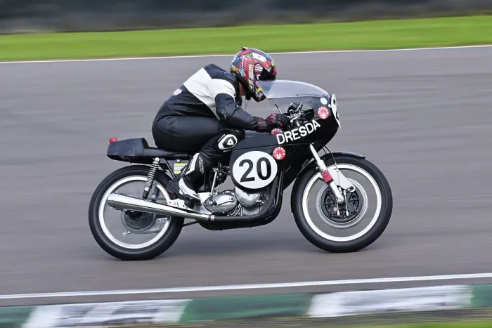 Rights Managed : CZ1_7909 Alex Williams, Dresda-Triumph.jpg Rights Managed : CZ1_7909 Alex Williams, Dresda-Triumph.jpg