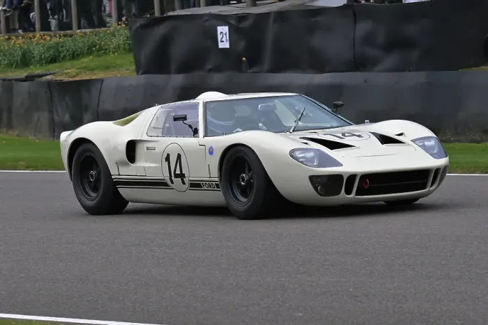 Rights Managed : CZ1_8495 Hans Hugenholtz, Emanuele Pirro, Ford GT40.jpg Rights Managed : CZ1_8495 Hans Hugenholtz, Emanuele Pirro, Ford GT40.jpg