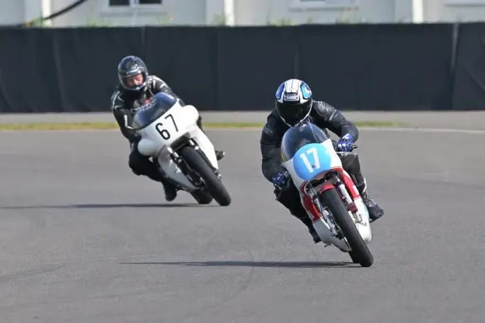 Rights Managed : CZ1_8916 Stuart Tonge, Yamaha TZ350F.jpg Rights Managed : CZ1_8916 Stuart Tonge, Yamaha TZ350F.jpg