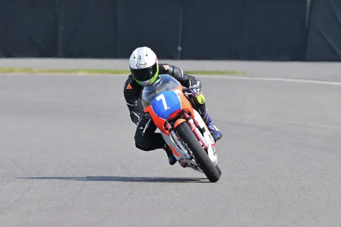 Rights Managed : CZ1_8927 Alex Sinclair, Yamaha TZ350.jpg Rights Managed : CZ1_8927 Alex Sinclair, Yamaha TZ350.jpg