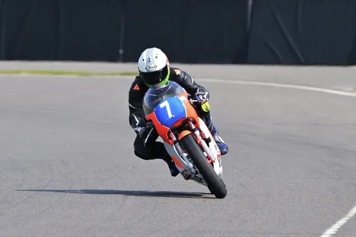 Rights Managed : CZ1_8961 Alex Sinclair, Yamaha TZ350.jpg Rights Managed : CZ1_8961 Alex Sinclair, Yamaha TZ350.jpg