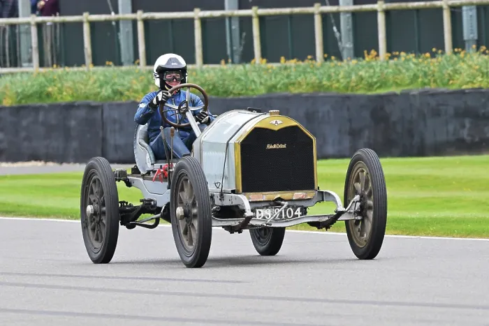 Rights Managed : CZ1_9340 Gillian Carr, Abbott-Detroit.jpg Rights Managed : CZ1_9340 Gillian Carr, Abbott-Detroit.jpg