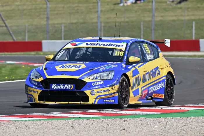 Framed Print : CZ2_1903 Ashley Sutton, Ford Focus ST, NAPA Racing UK.jpg Framed Print : CZ2_1903 Ashley Sutton, Ford Focus ST, NAPA Racing UK.jpg