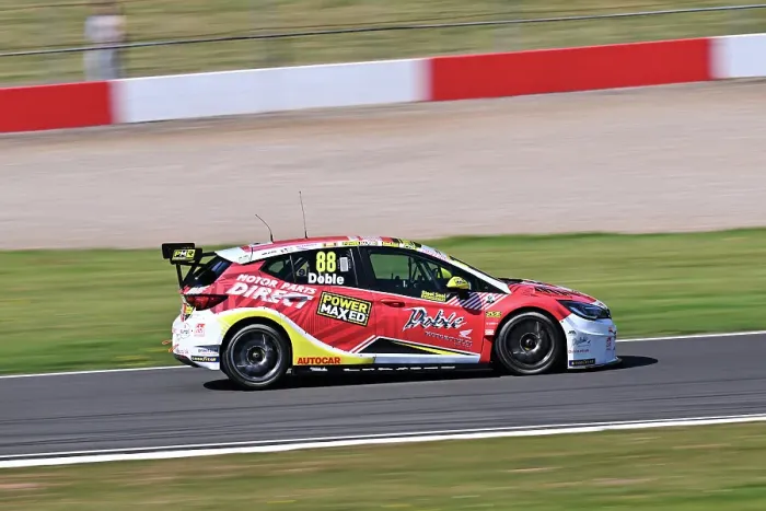 Framed Print : CZ2_2121 Mikey Doble, Vauxhall Astra, Motor Parts Direct with Power Maxed Racing.jpg