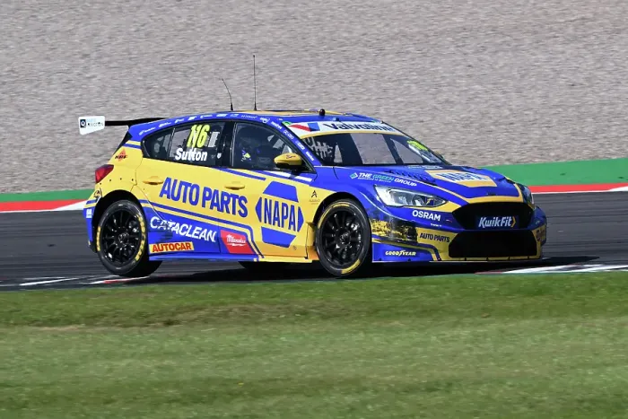 Framed Print : CZ2_2239 Ashley Sutton, Ford Focus ST, NAPA Racing UK.jpg