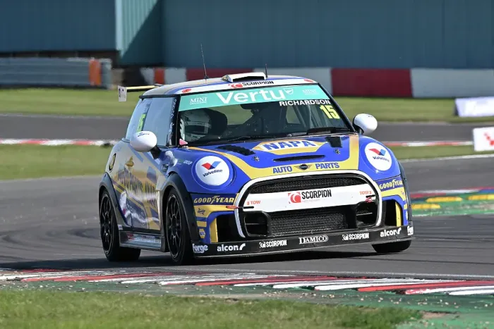 Framed Print : CZ2_2461 Cameron Richardson, Mini JCW, NAPA Racing UK.jpg