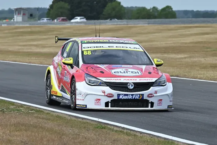 Framed Print : CZ2_5830 Mikey Doble, Vauxhall Astra, Motor Parts Direct with Power Maxed Racing.jpg