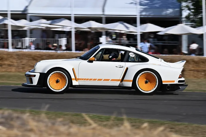 Rights Managed : CZ3_1691 Porsche 911 reimagined by Singer.jpg Rights Managed : CZ3_1691 Porsche 911 reimagined by Singer.jpg