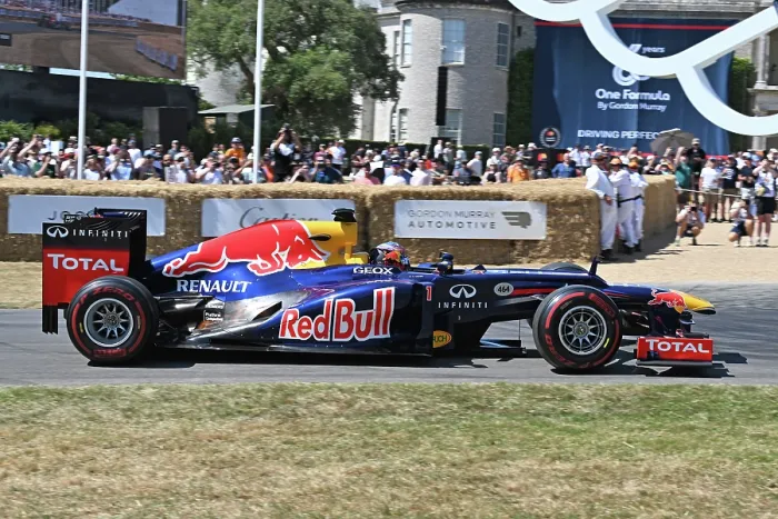 Rights Managed : CZ3_2804 Patrick Friesacher, Red Bull Racing-Renault RB8.jpg Rights Managed : CZ3_2804 Patrick Friesacher, Red Bull Racing-Renault RB8.jpg