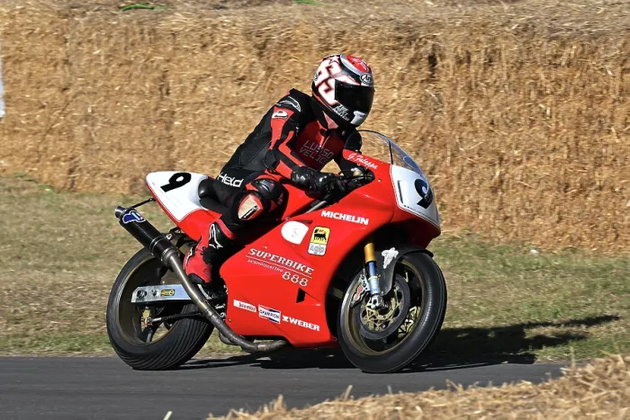 Rights Managed : CZ3_3083 Joe Billingham, Chris Mayhew, Neil Pallett, Ducati 888.jpg Rights Managed : CZ3_3083 Joe Billingham, Chris Mayhew, Neil Pallett, Ducati 888.jpg