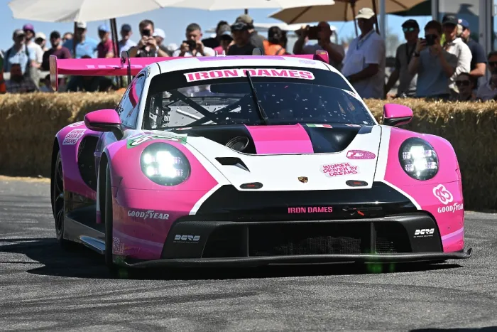 Rights Managed : CZ3_3622 Sarah Bovy, Karen Gaillard, Porsche 911 GT3 R.jpg
