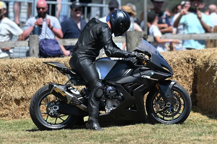 Rights Managed : CZ3_3719 BMW Concept RR.jpg
