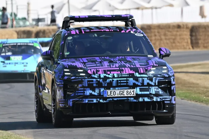 Rights Managed : CZ3_4241 Richard Hayne, Porsche Cayenne EV.jpg Rights Managed : CZ3_4241 Richard Hayne, Porsche Cayenne EV.jpg