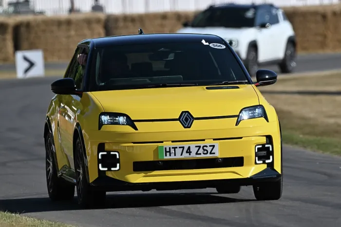 Rights Managed : CZ3_4273 Renault R5.jpg Rights Managed : CZ3_4273 Renault R5.jpg