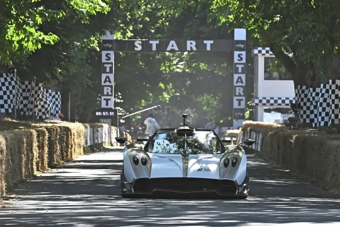 Rights Managed : CZ3_4469 Pagani Huayra R Evo Roadster.jpg Rights Managed : CZ3_4469 Pagani Huayra R Evo Roadster.jpg
