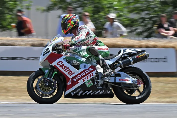 Rights Managed : CZ3_4878 Colin Edwards, Honda VTR1000.jpg Rights Managed : CZ3_4878 Colin Edwards, Honda VTR1000.jpg