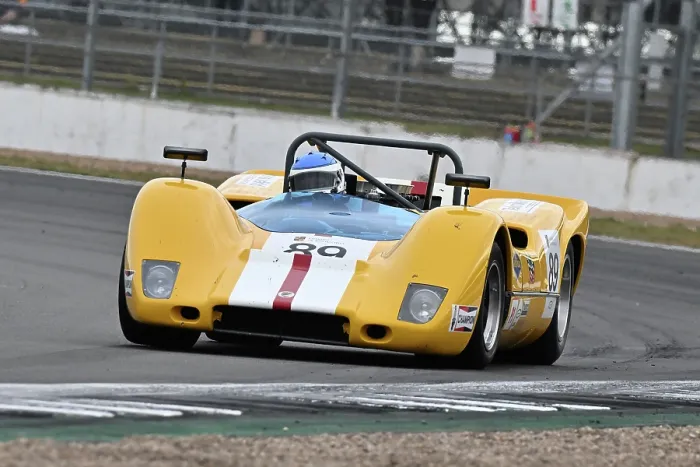 Framed Print : CZ4_0310 Andrew Banks, Max Banks, McLaren M6B.jpg Framed Print : CZ4_0310 Andrew Banks, Max Banks, McLaren M6B.jpg