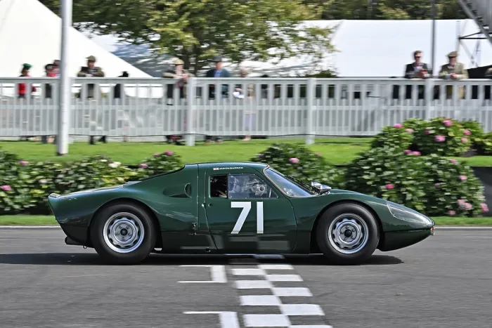 Rights Managed : CZ4_3715 Jason Barron, Porsche 904-6 Carrera GTS.jpg