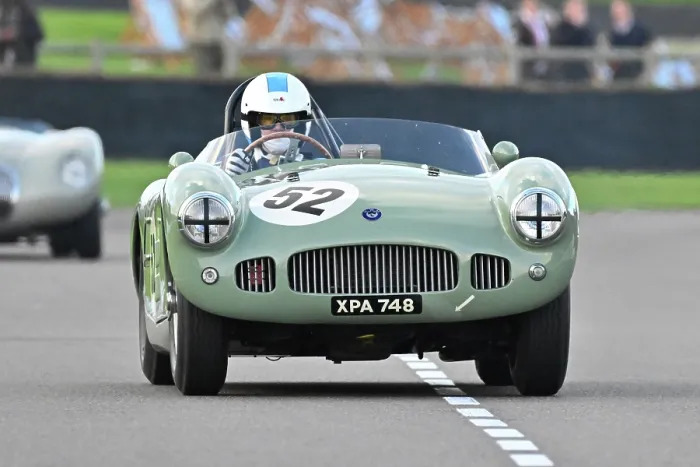 Rights Managed : CZ4_5147 Dean Baker, Gregor Fisken, HWM-Jaguar.jpg