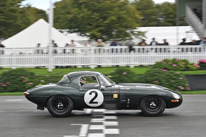 Rights Managed : CZ4_5554 Scott Dixon, Joe Twyman, Jaguar E-Type.jpg