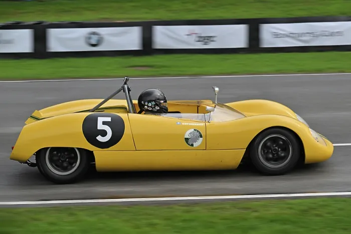Rights Managed : CZ4_6584 Geoff Underwood, Brabham-Ford BT5.jpg