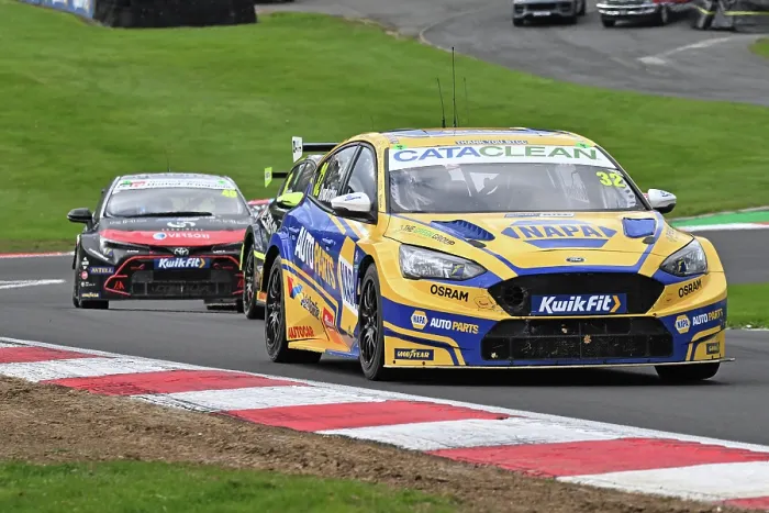 Framed Print : CZ5_1784 Daniel Rowbottom, Ford Focus ST, NAPA Racing UK.jpg