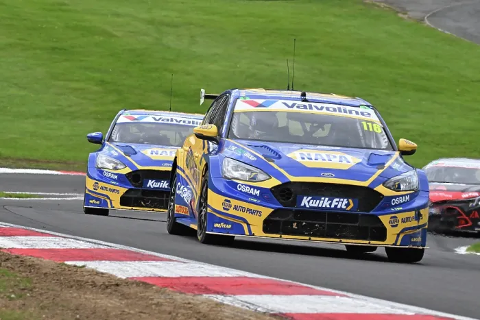 Framed Print : CZ5_1805 Ashley Sutton, Ford Focus ST, NAPA Racing UK.jpg