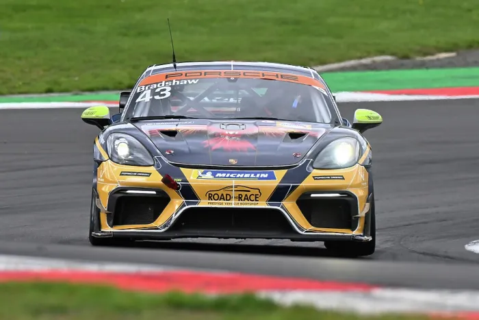 Framed Print : CZ5_1983 Tom Bradshaw, Toro Verde GT, Porsche 718 Cayman GT4 RS Clubsport.jpg Framed Print : CZ5_1983 Tom Bradshaw, Toro Verde GT, Porsche 718 Cayman GT4 RS Clubsport.jpg