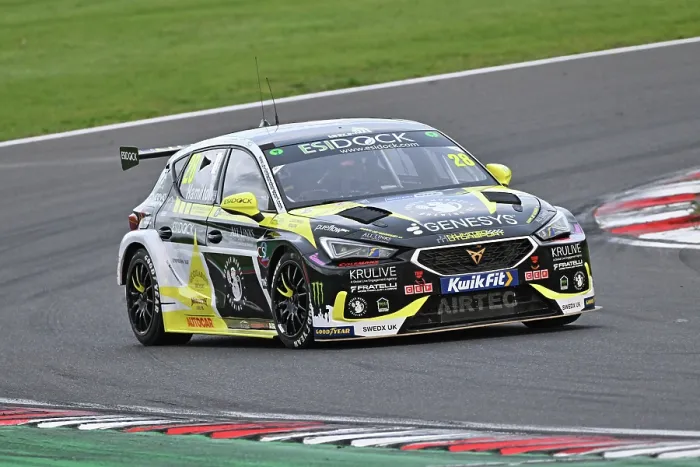 Framed Print : CZ5_2538 Nicolas Hamilton, Cupra Leon, Powder Monkey Brewing Co with Esidock.jpg