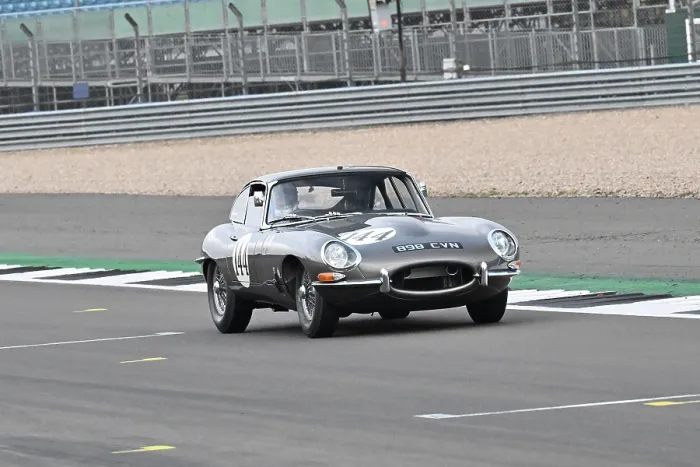 Framed Print : CZ5_2624 Paul Pochciol, James Hanson, Jaguar E-Type.jpg Framed Print : CZ5_2624 Paul Pochciol, James Hanson, Jaguar E-Type.jpg