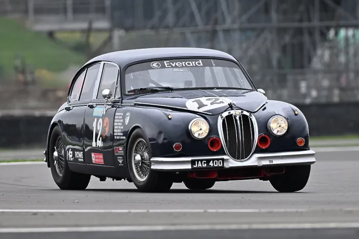 Framed Print : CZ5_3169 Grant Williams, Jaguar MK2 Saloon.jpg
