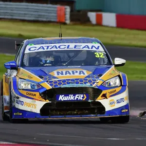 BTCC Print: Daniel Rowbottom's Ford Focus ST at Donington Park BTCC Print: Daniel Rowbottom's Ford Focus ST at Donington Park
