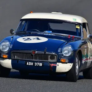 CJ10 3718 Babak Farsian, MG B Roadster