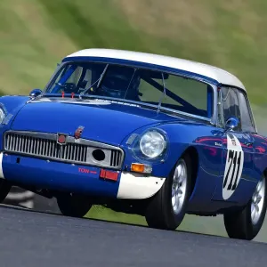 CJ10 3798 Ollie Neaves, MG B Roadster