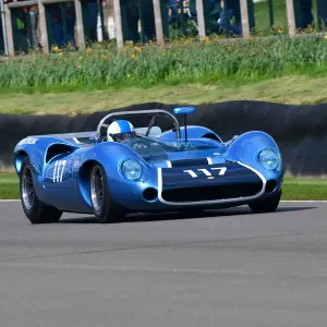 CJ10 5826 Ian Simmonds, Lola-Chevrolet T70 Spyder