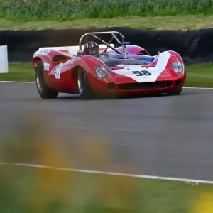 CJ10 5872 Ewen Sergison, Lola-Chevrolet T70 Spyder