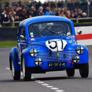 CJ10 6697 Mena Pierre-Brice, Renault 4CV