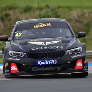 CJ10 7716 George Gamble, BMW 330e M Sport CJ10 7716 George Gamble, BMW 330e M Sport